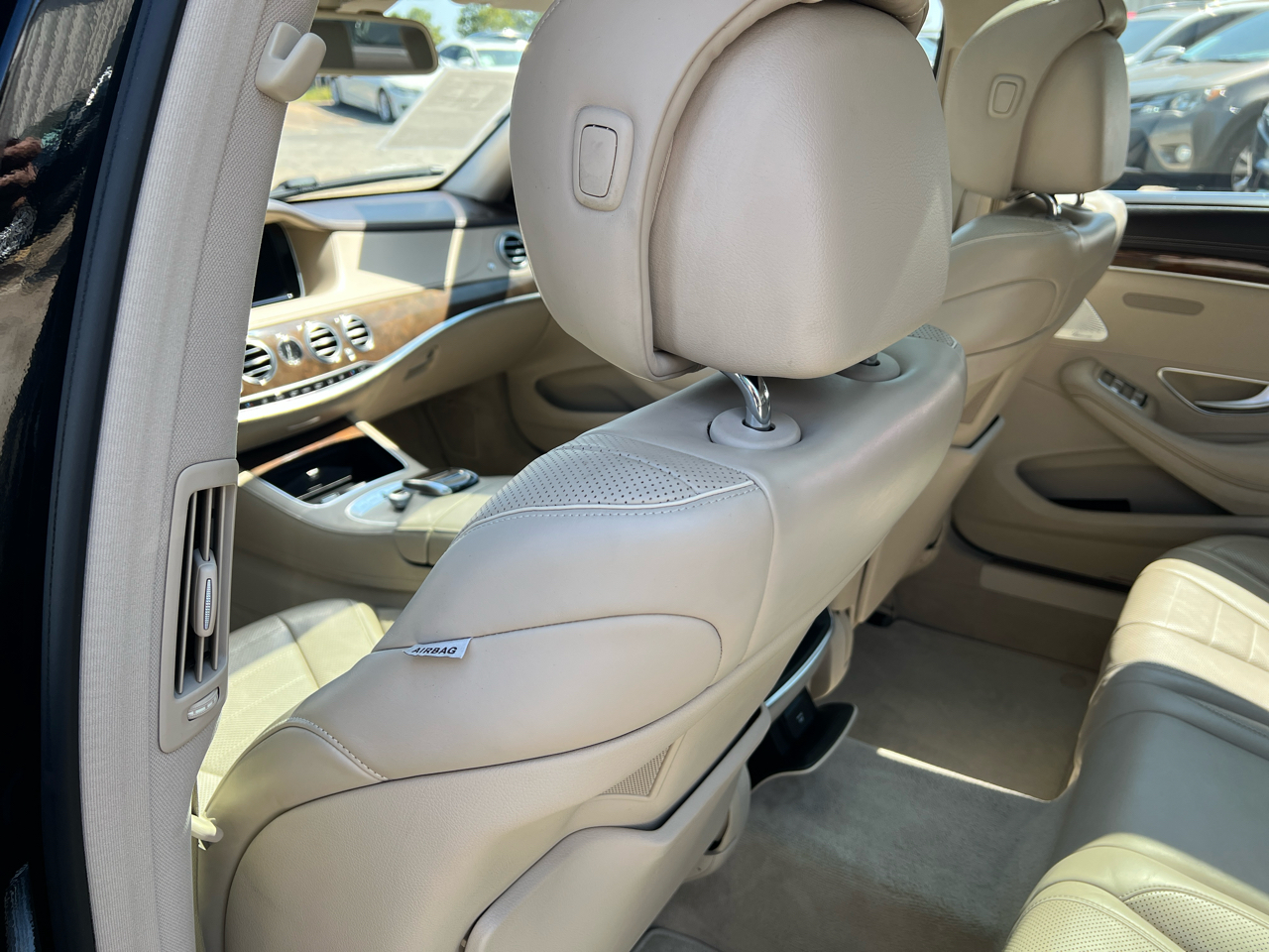 Mercedes-Benz S550  2015 Mercedes-Benz S550  2015