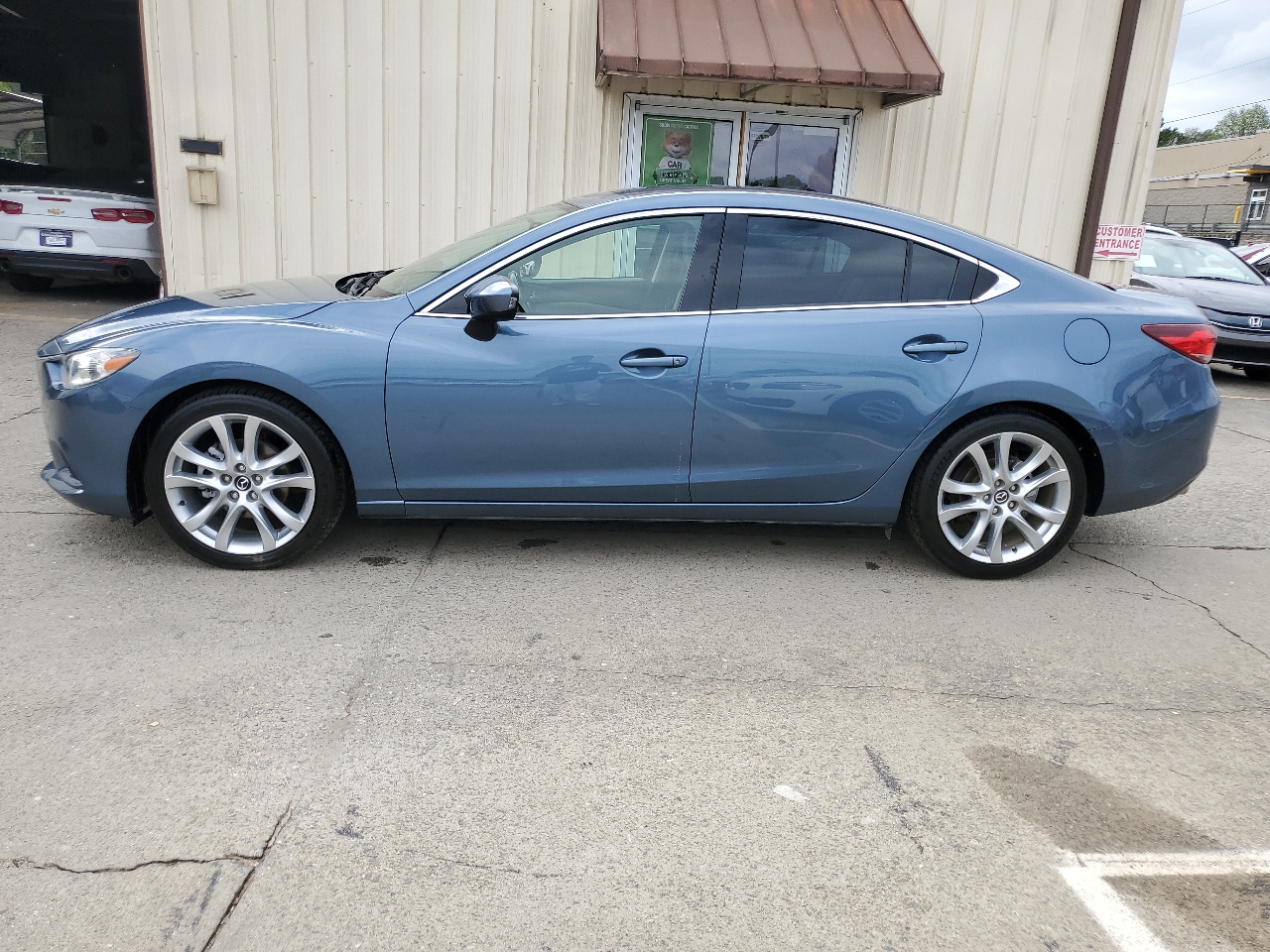 Mazda MAZDA6 4dr Sdn Auto i Touring 2014 Mazda MAZDA6 4dr Sdn Auto i Touring 2014