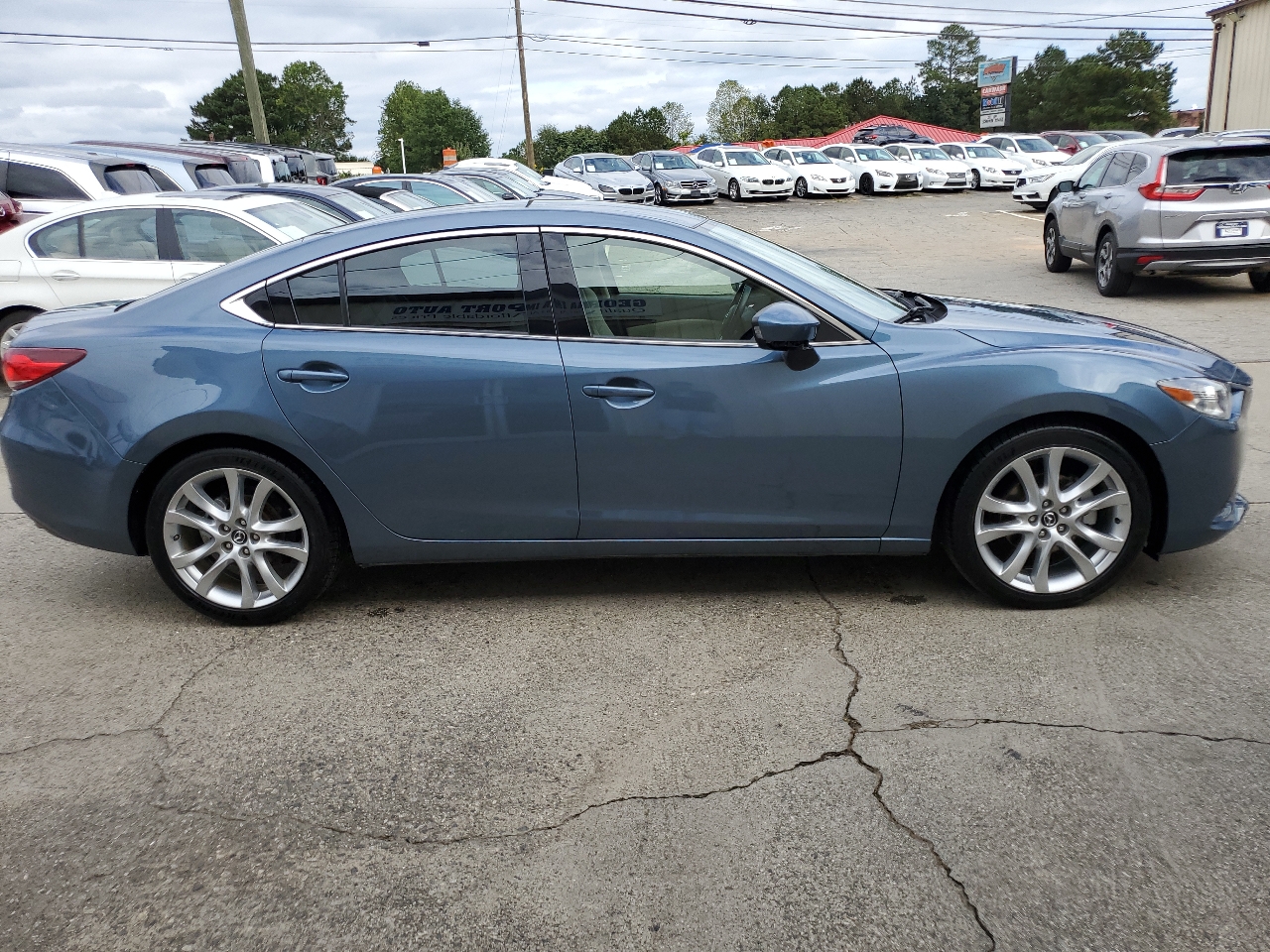 Mazda MAZDA6 4dr Sdn Auto i Touring 2014 Mazda MAZDA6 4dr Sdn Auto i Touring 2014