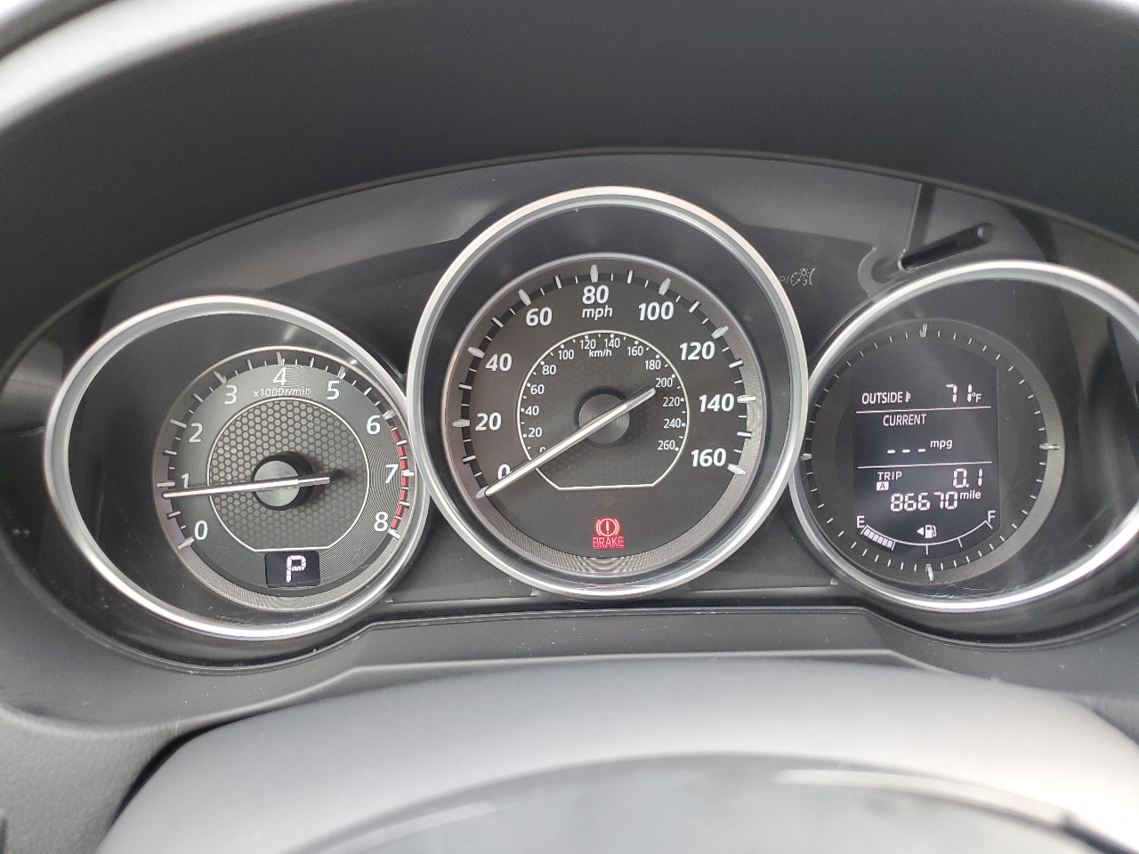 Mazda MAZDA6 4dr Sdn Auto i Touring 2014 Mazda MAZDA6 4dr Sdn Auto i Touring 2014