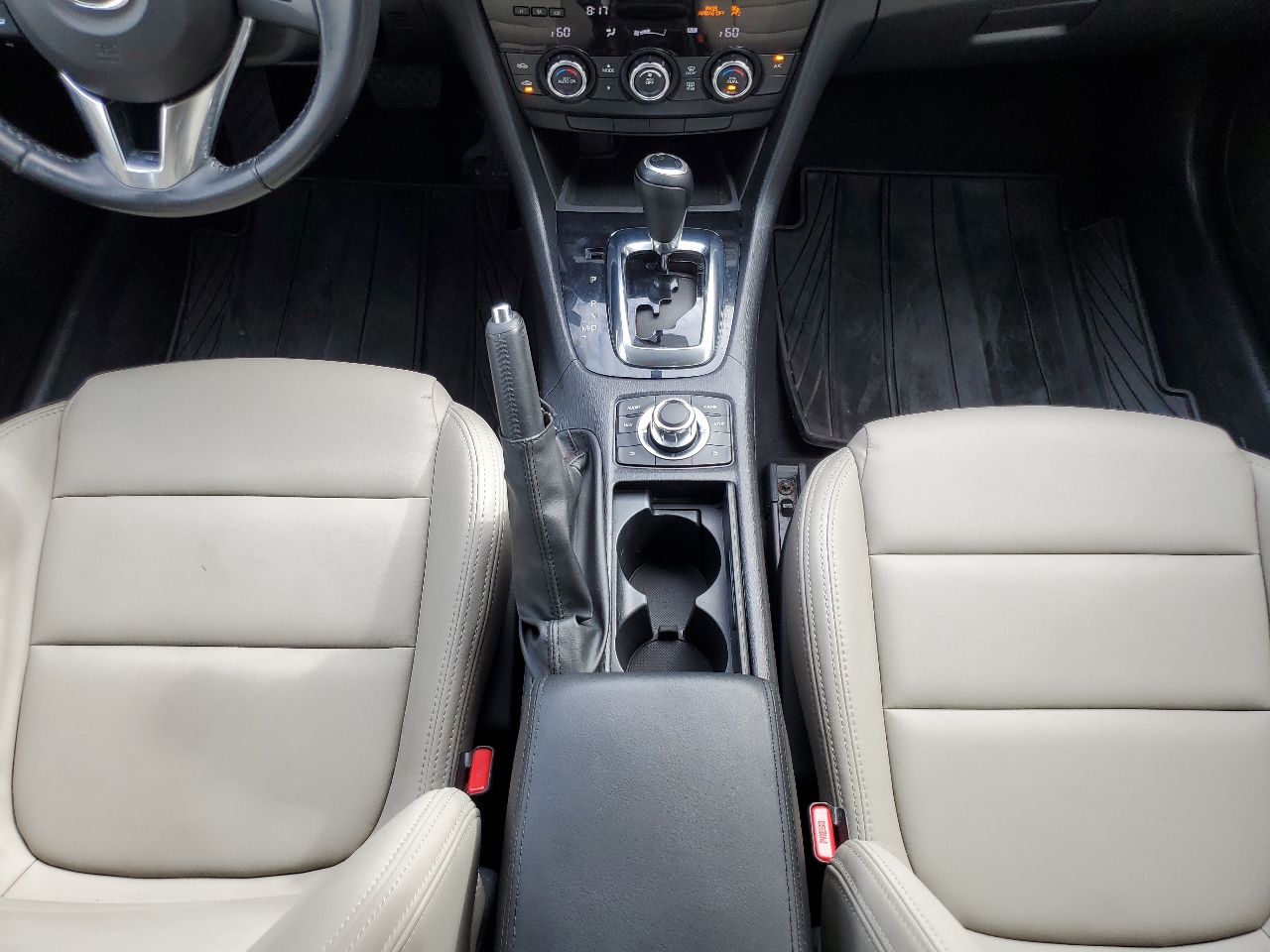 Mazda MAZDA6 4dr Sdn Auto i Touring 2014 Mazda MAZDA6 4dr Sdn Auto i Touring 2014