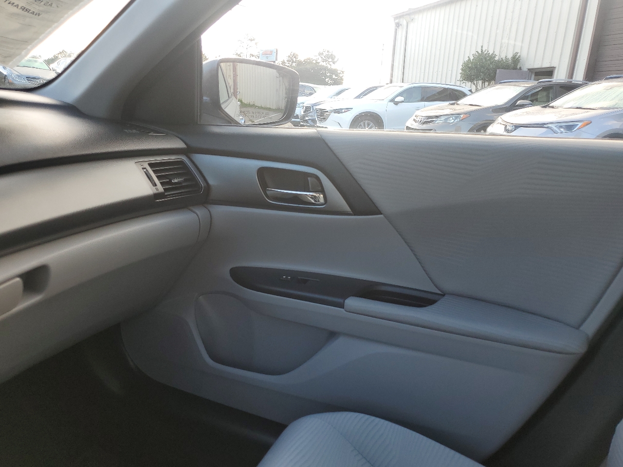 2014 Honda Accord LX photo 30