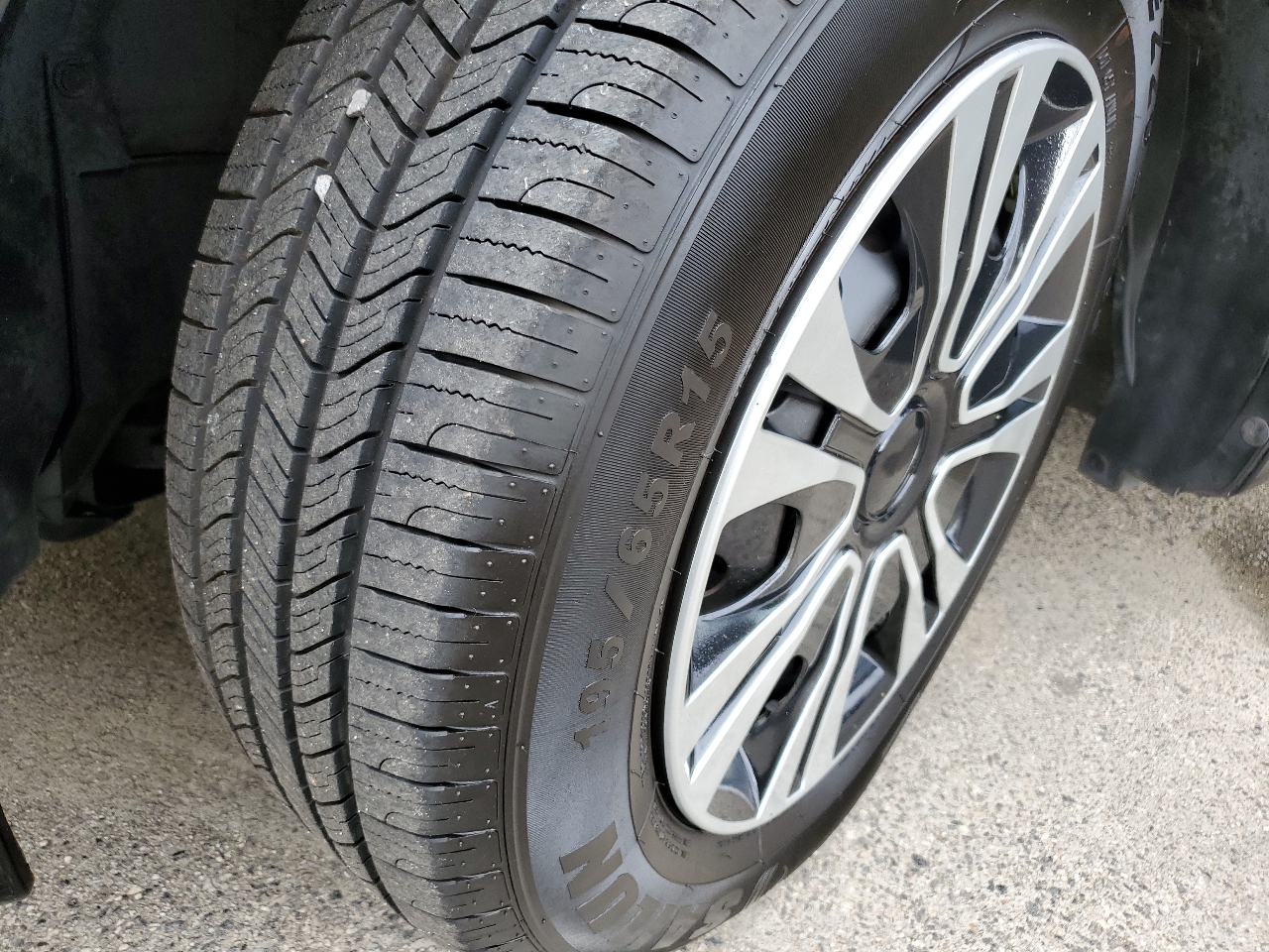 Honda Civic 2dr Cpe LX Auto 2013