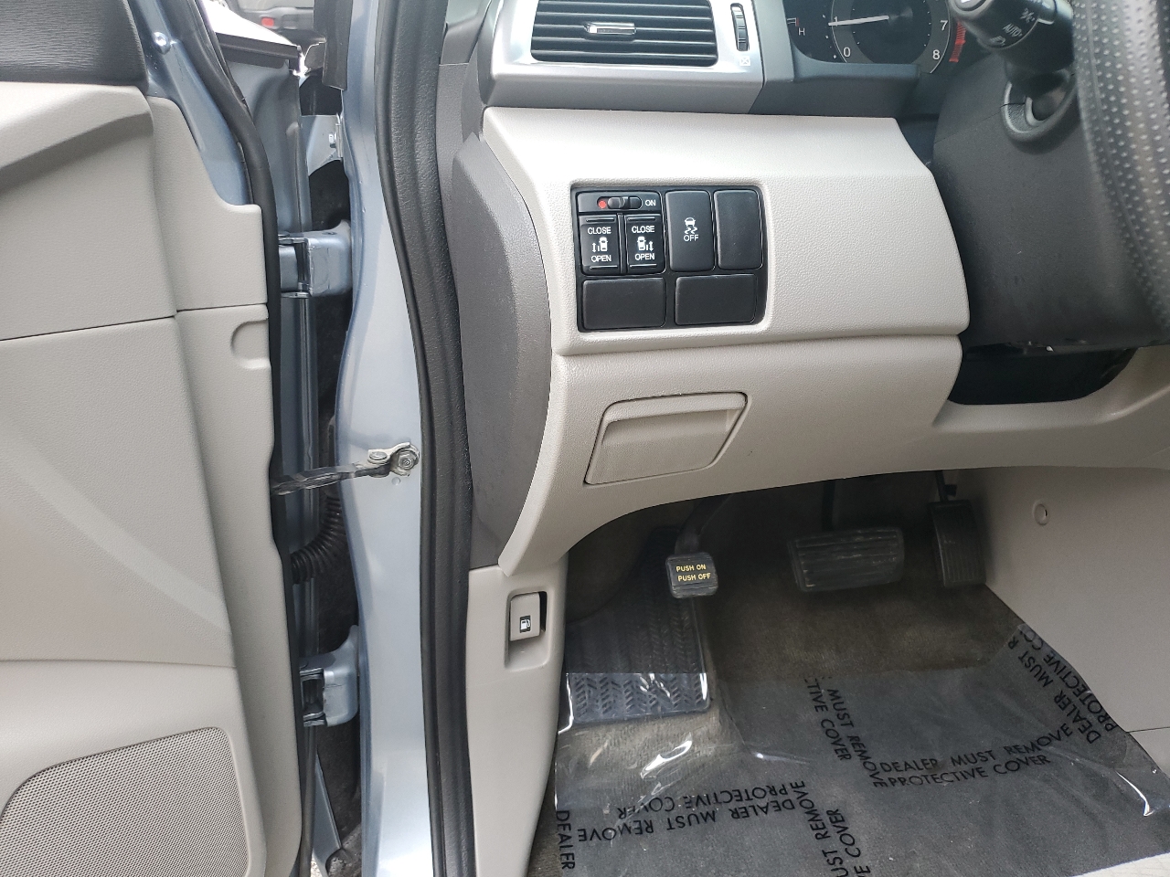 2014 Honda Odyssey EX photo 14