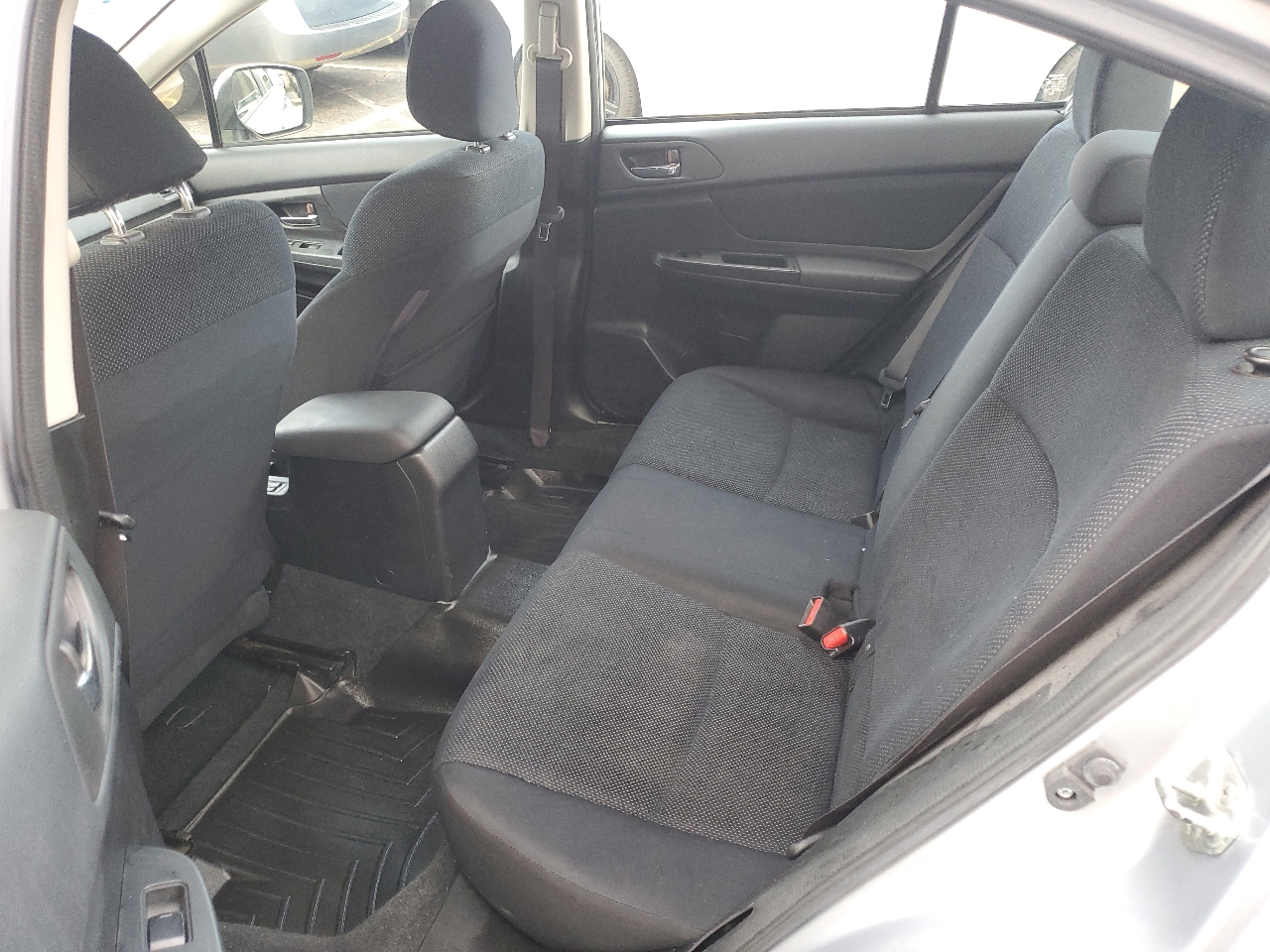 Subaru Impreza 2.0i Premium 4-Door 2014