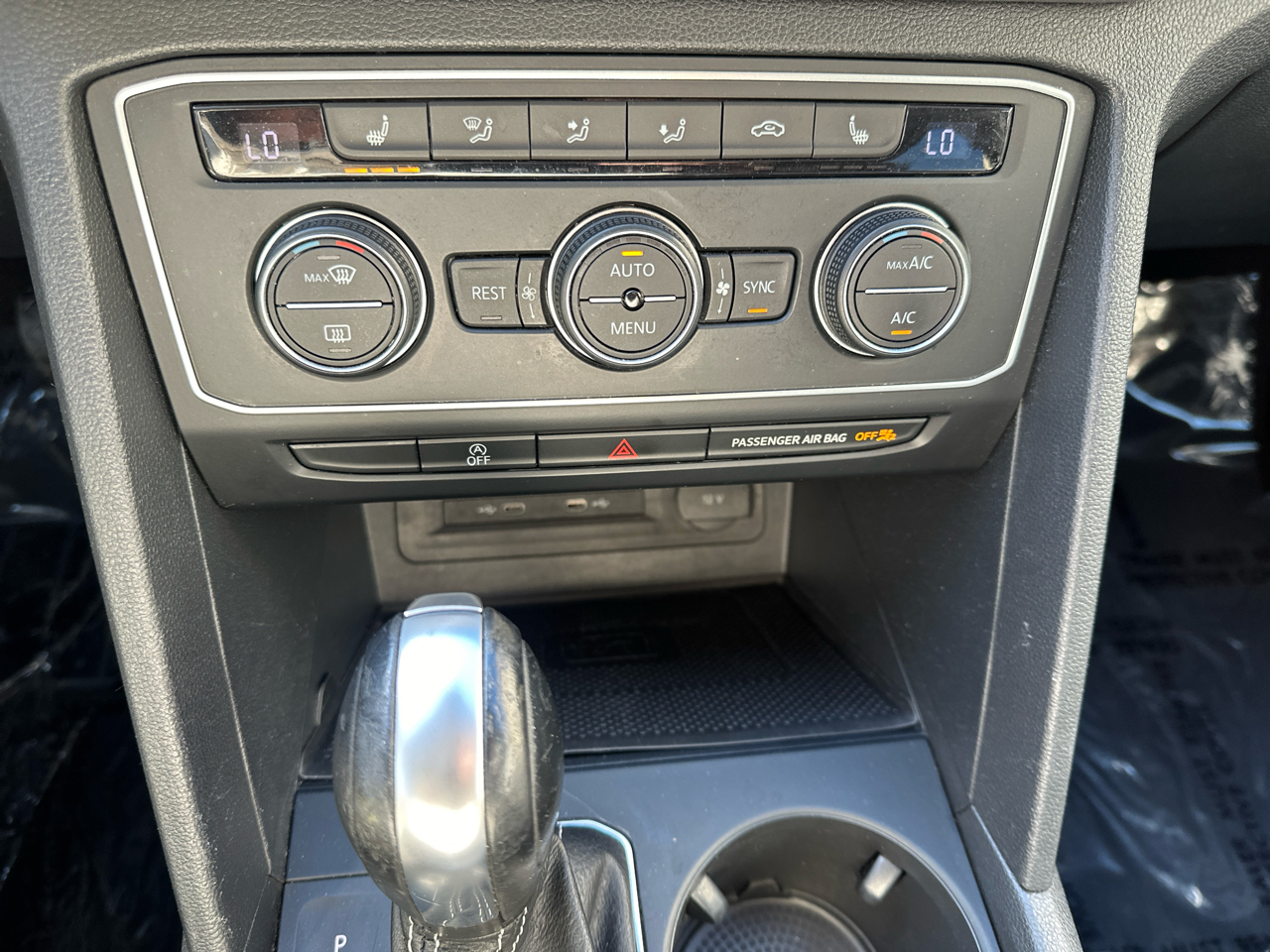 Volkswagen Atlas 3.6L V6 SE FWD 2021 Volkswagen Atlas 3.6L V6 SE FWD 2021