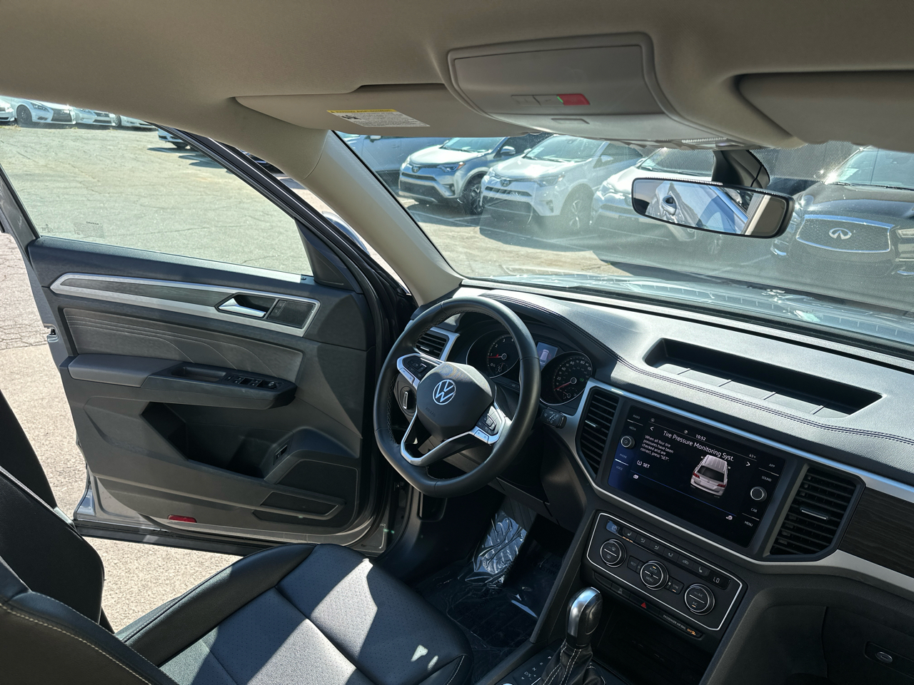 Volkswagen Atlas 3.6L V6 SE FWD 2021 Volkswagen Atlas 3.6L V6 SE FWD 2021