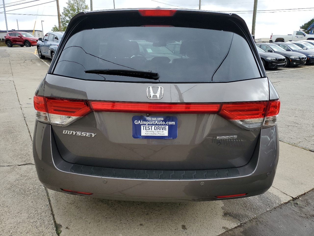 Honda Odyssey 5dr Touring AT with RES & NAVI 2017 Honda Odyssey 5dr Touring AT with RES & NAVI 2017