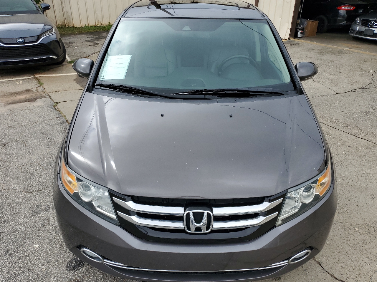 Honda Odyssey 5dr Touring AT with RES & NAVI 2017 Honda Odyssey 5dr Touring AT with RES & NAVI 2017