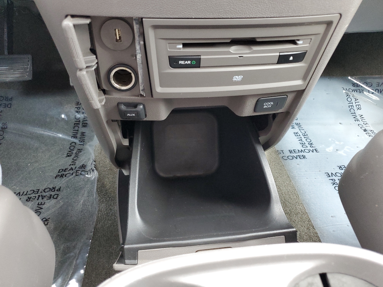 Honda Odyssey 5dr Touring AT with RES & NAVI 2017 Honda Odyssey 5dr Touring AT with RES & NAVI 2017