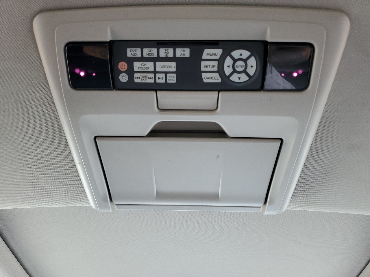 Honda Odyssey 5dr Touring AT with RES & NAVI 2017 Honda Odyssey 5dr Touring AT with RES & NAVI 2017