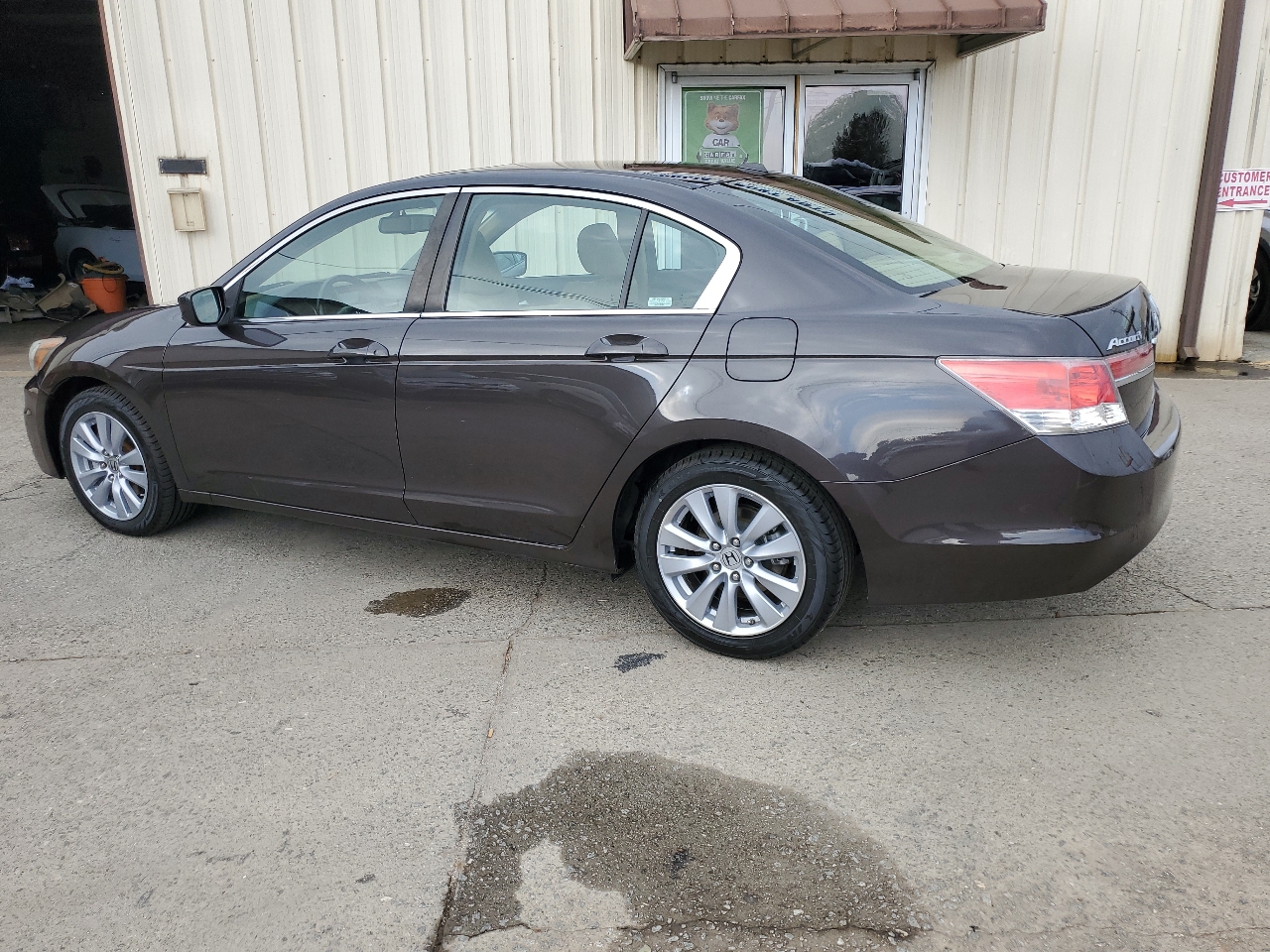 Honda Accord EX-L Sedan AT with XM Radio 2011