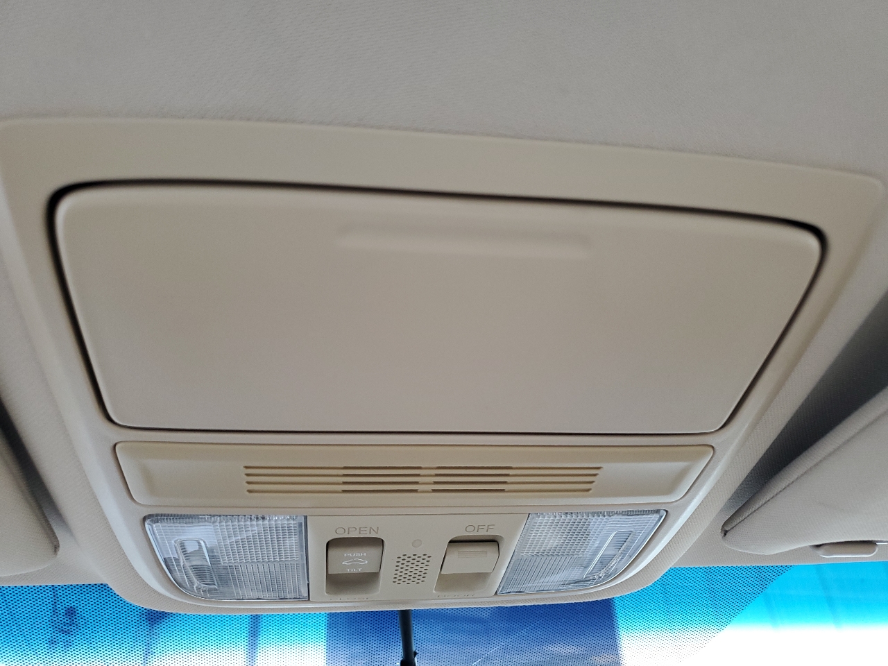 Honda Accord EX-L Sedan AT with XM Radio 2011