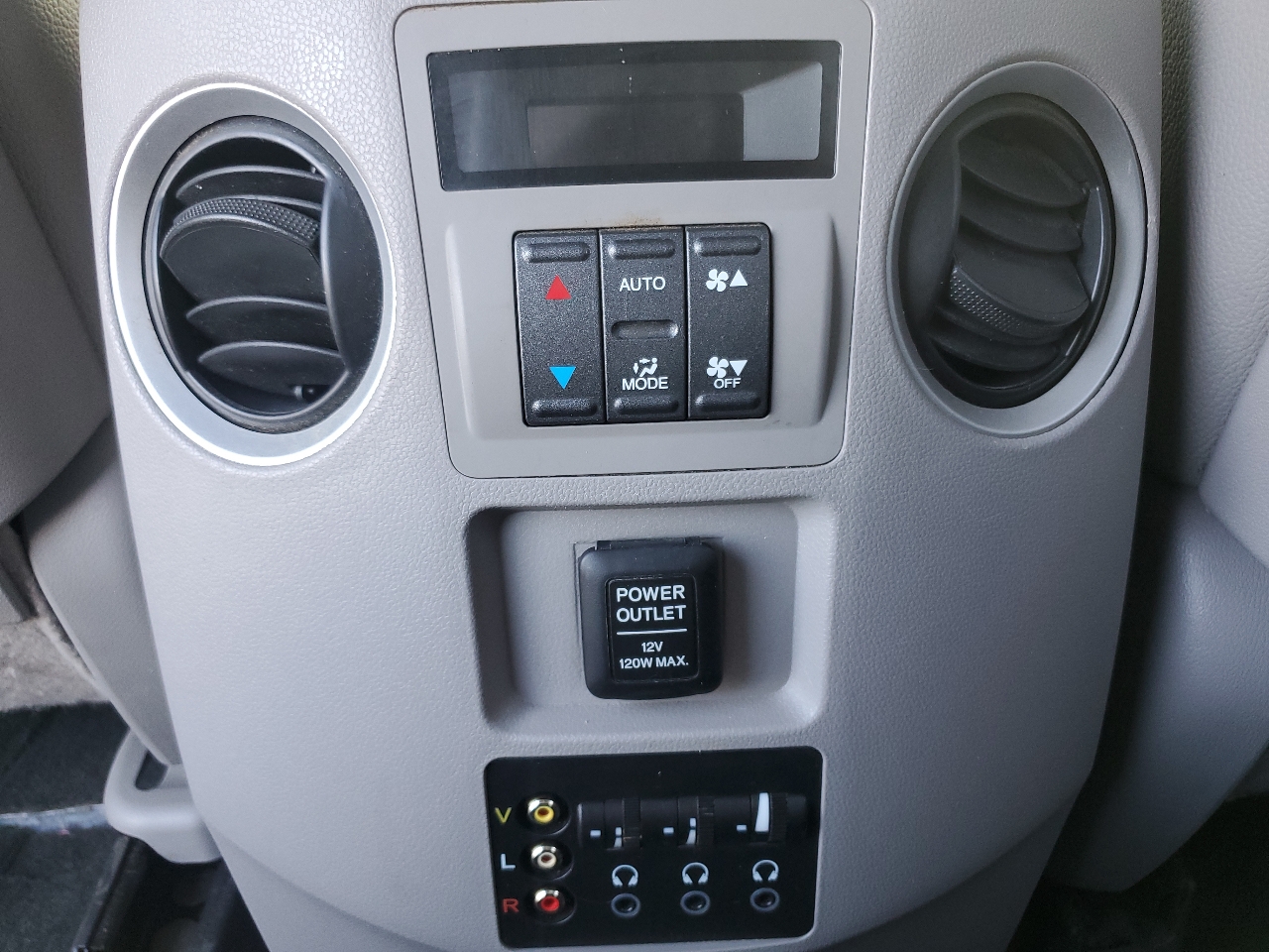 Honda Pilot 4WD 4dr Touring w/RES & Navi 2013