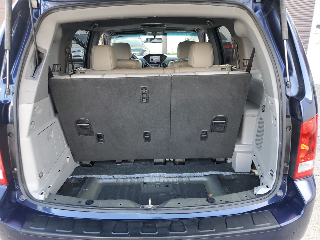 Honda Pilot 4WD 4dr Touring w/RES & Navi 2013