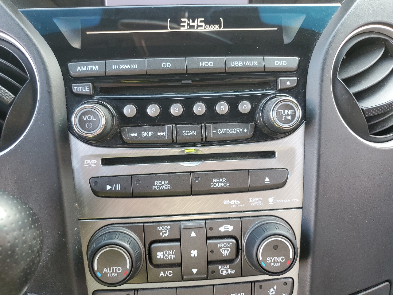 Honda Pilot 4WD 4dr Touring w/RES & Navi 2013