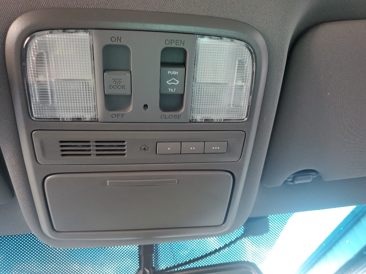 Honda Pilot 4WD 4dr Touring w/RES & Navi 2013