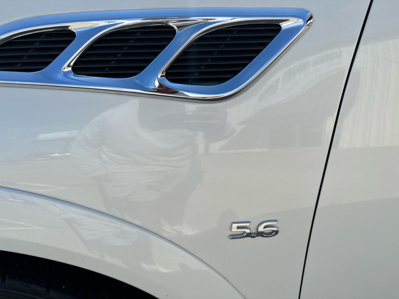 Infiniti QX80 4D SUV AWD 2014 Infiniti QX80 4D SUV AWD 2014