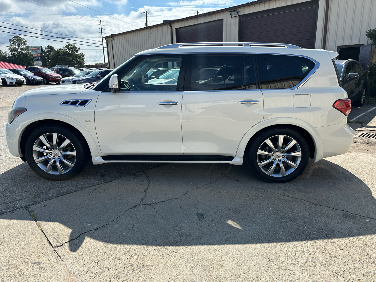 Infiniti QX80 4D SUV AWD 2014 Infiniti QX80 4D SUV AWD 2014