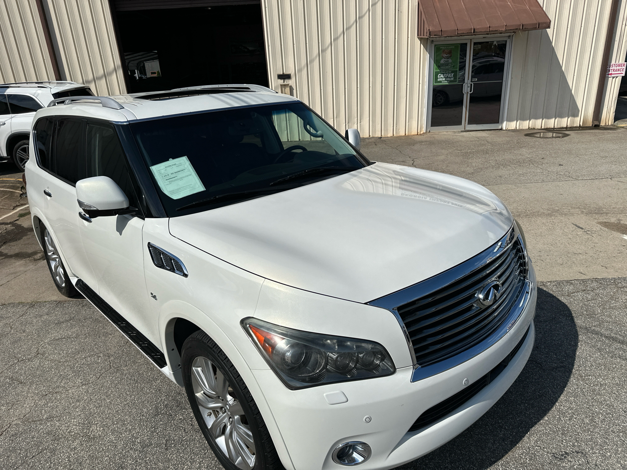 Infiniti QX80 4D SUV AWD 2014 Infiniti QX80 4D SUV AWD 2014