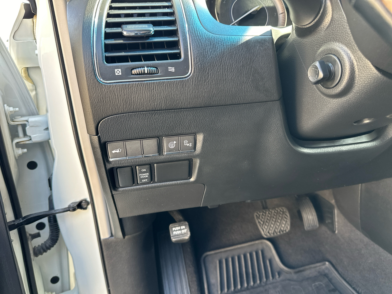 Infiniti QX80 4D SUV AWD 2014 Infiniti QX80 4D SUV AWD 2014