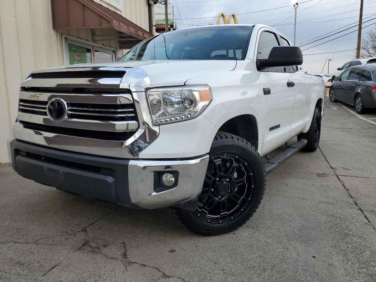 Toyota Tundra SR5 5.7L V8 FFV Double Cab 2WD Long Bed 2016