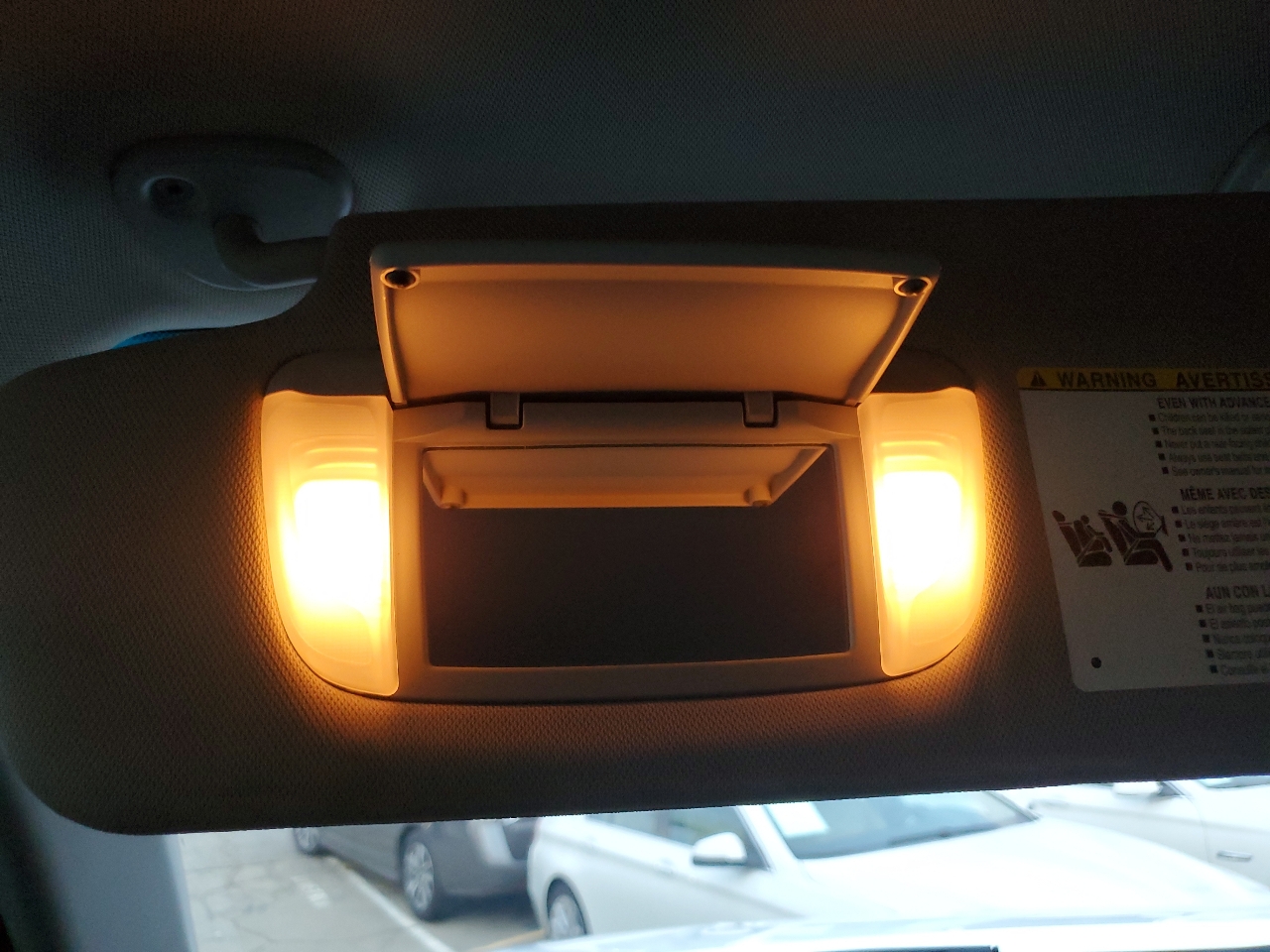 Toyota Tundra SR5 5.7L V8 FFV Double Cab 2WD Long Bed 2016