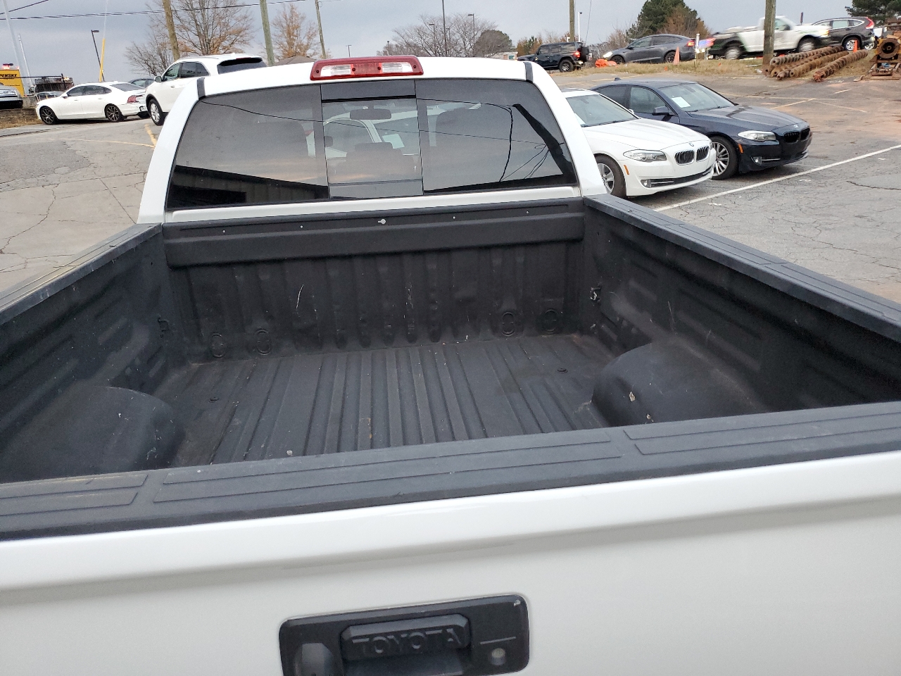 Toyota Tundra SR5 5.7L V8 FFV Double Cab 2WD Long Bed 2016