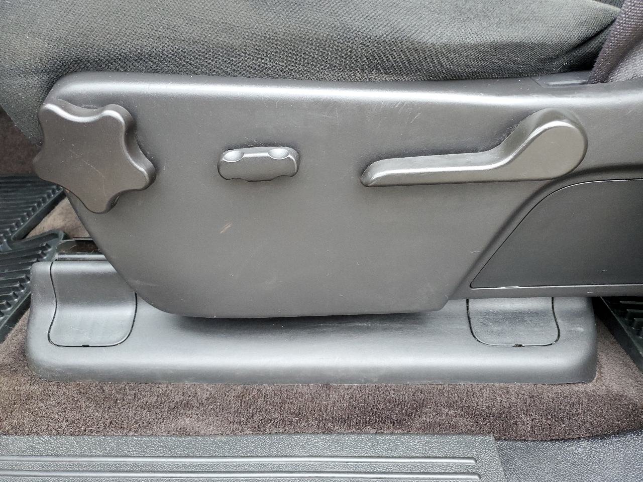 Chevrolet Silverado 1500 2LT Crew Cab 4WD 2013