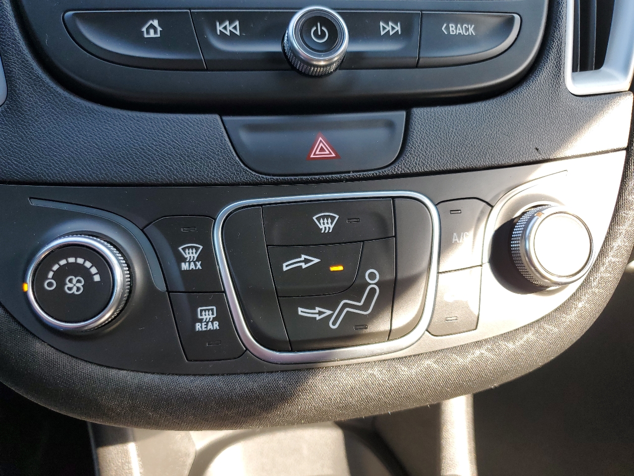 Chevrolet Malibu 4dr Sdn LS w/1FL 2019