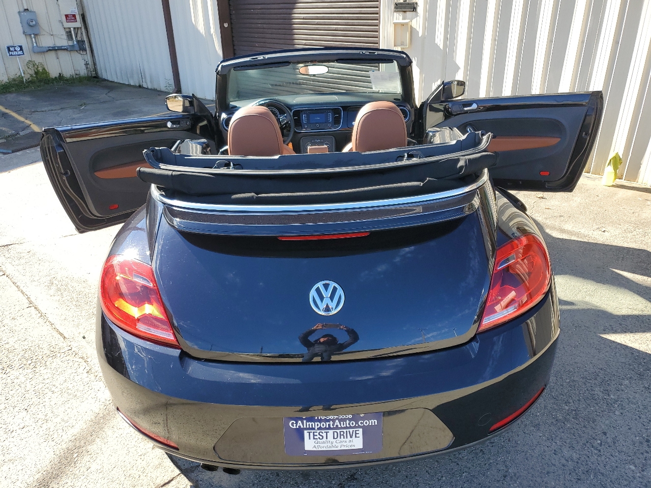 Volkswagen Beetle 1.8T Convertible 2015