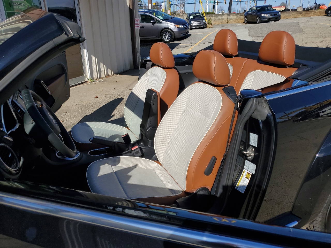 Volkswagen Beetle 1.8T Convertible 2015