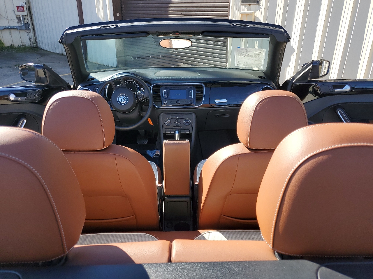 Volkswagen Beetle 1.8T Convertible 2015