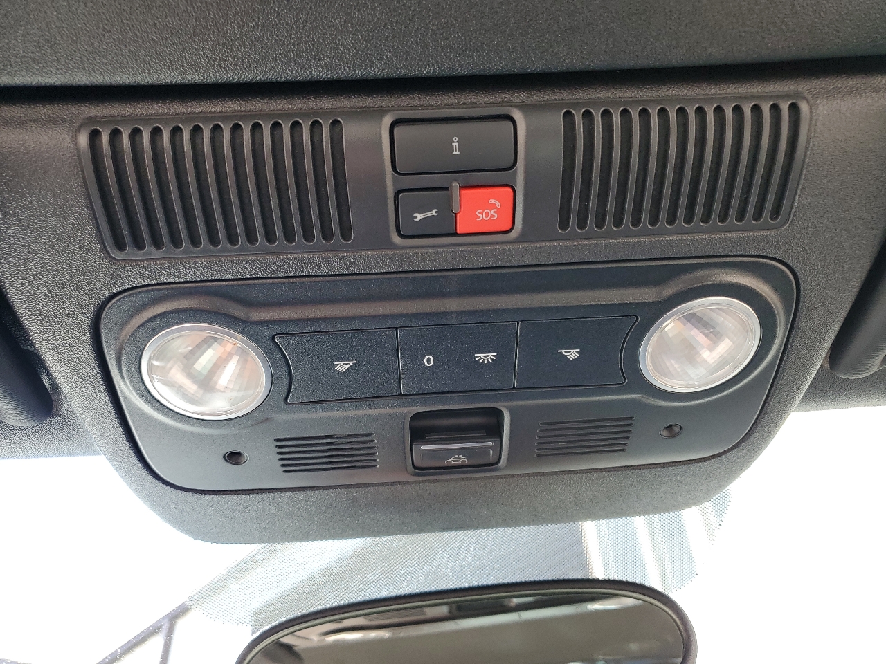 Volkswagen Beetle 1.8T Convertible 2015