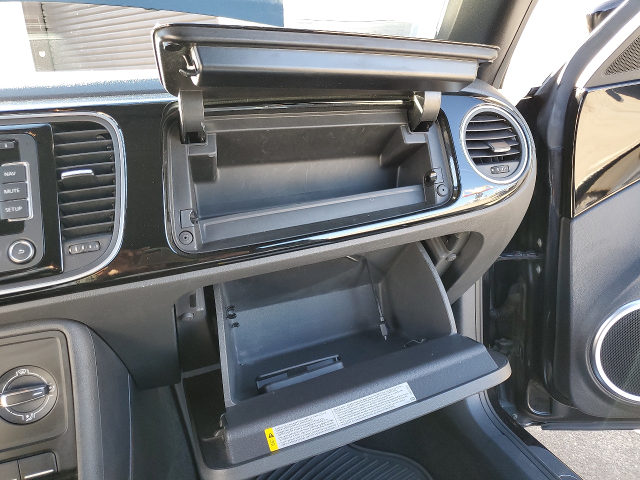 Volkswagen Beetle 1.8T Convertible 2015