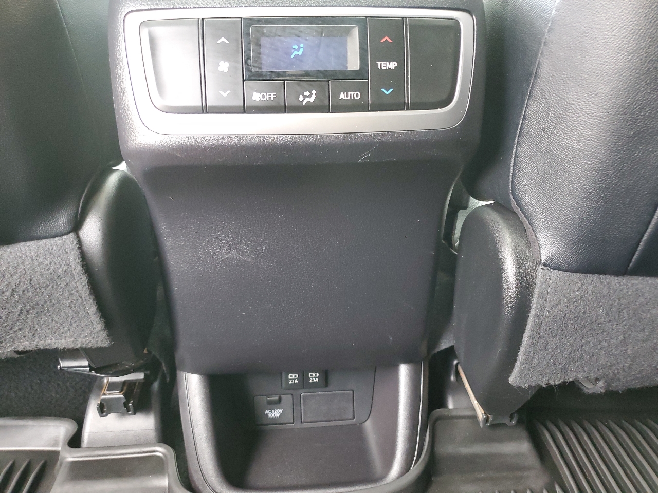 Toyota Highlander 4dr V6 4WD Limited (Natl) 2019