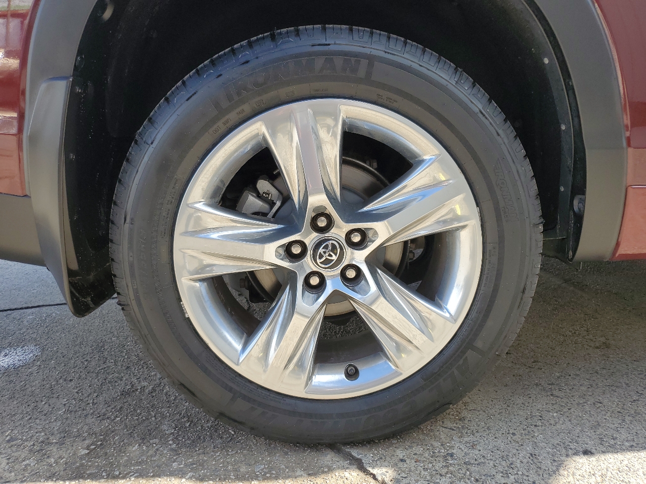 Toyota Highlander 4dr V6 4WD Limited (Natl) 2019