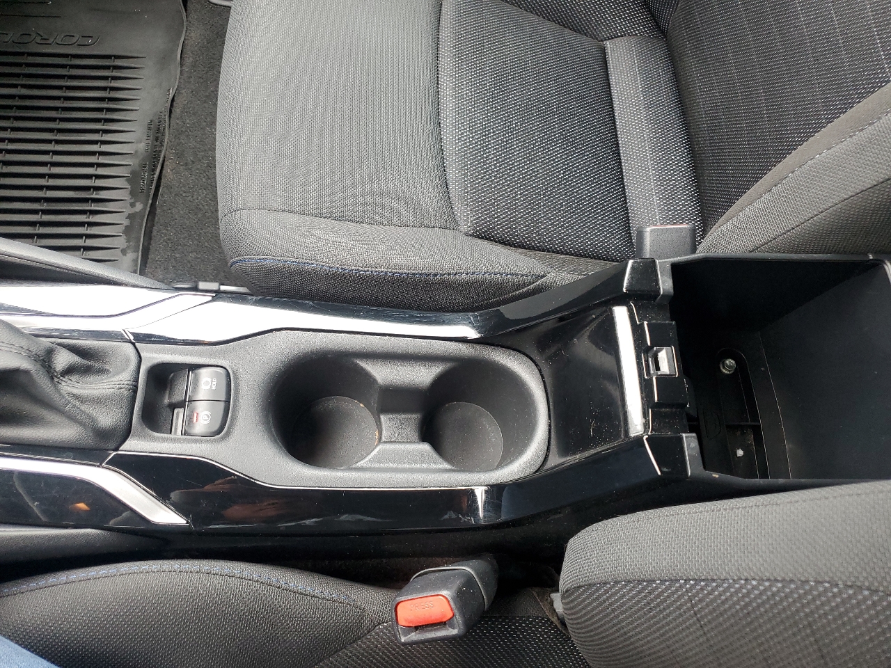 Toyota Corolla SE Nightshade 2022