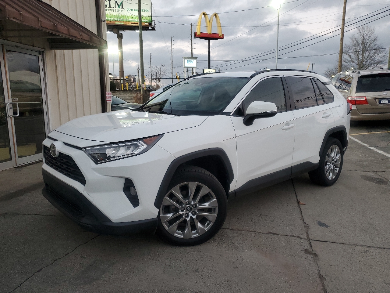 2019 Toyota RAV4 XLE Premium