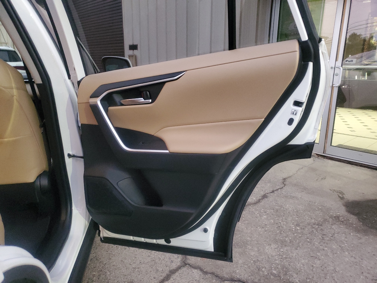 Toyota RAV4 XLE Premium 2019