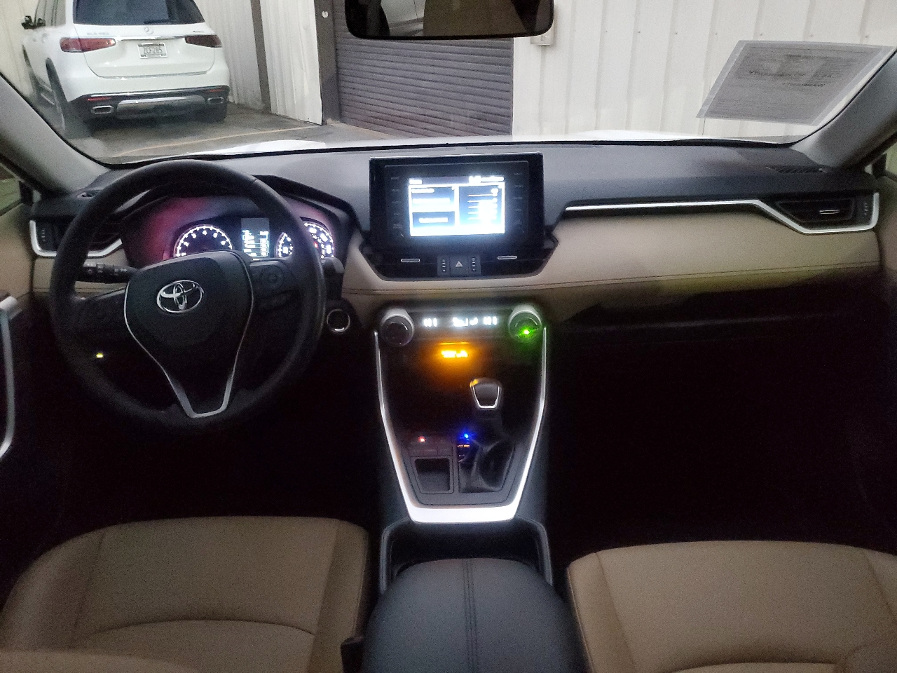 Toyota RAV4 XLE Premium 2019