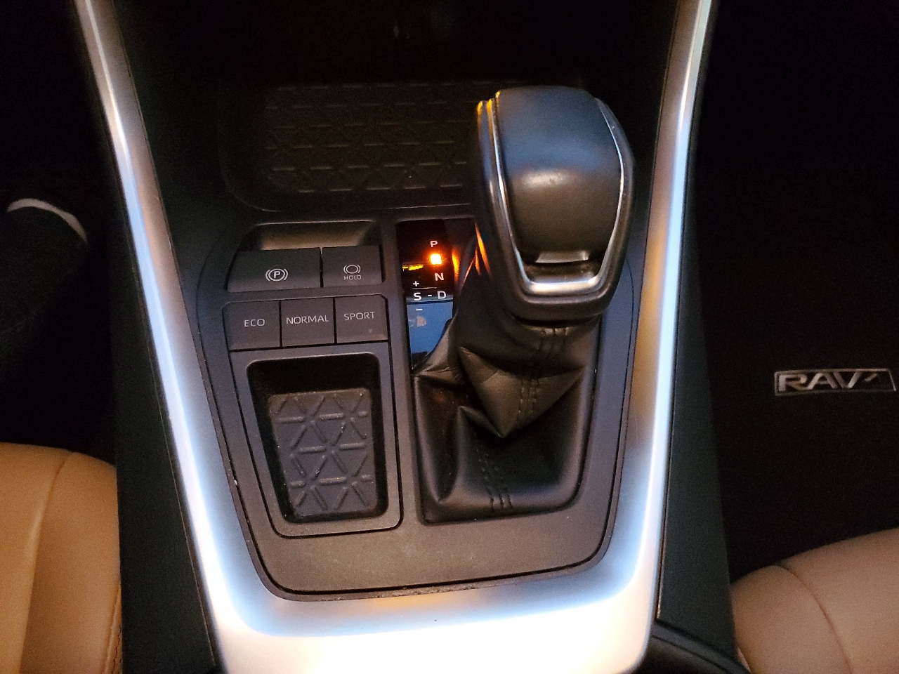 Toyota RAV4 XLE Premium 2019