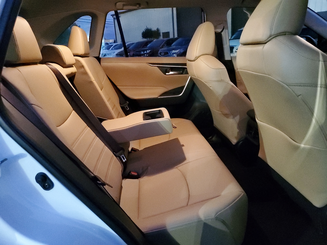 Toyota RAV4 XLE Premium 2019