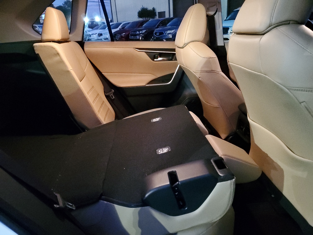 Toyota RAV4 XLE Premium 2019