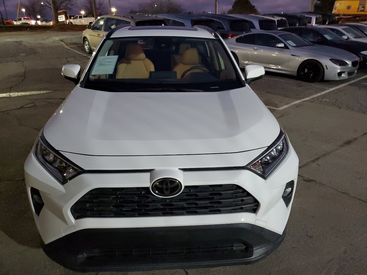 Toyota RAV4 XLE Premium 2019