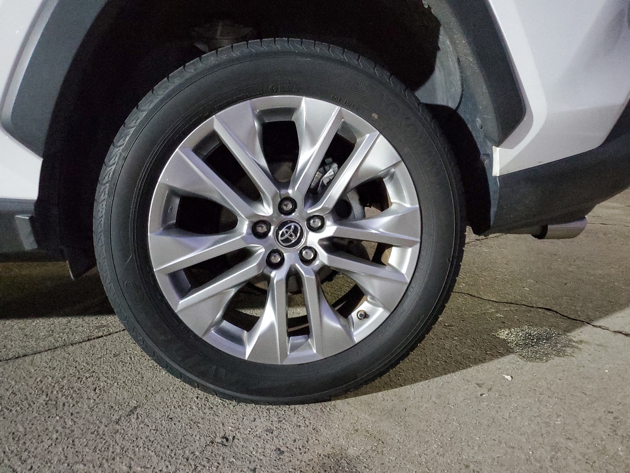 Toyota RAV4 XLE Premium 2019