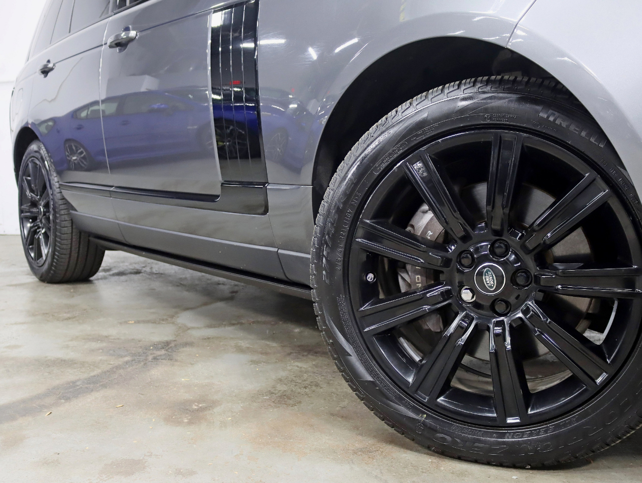 2019 Land Rover Range Rover SuperCharged photo 3