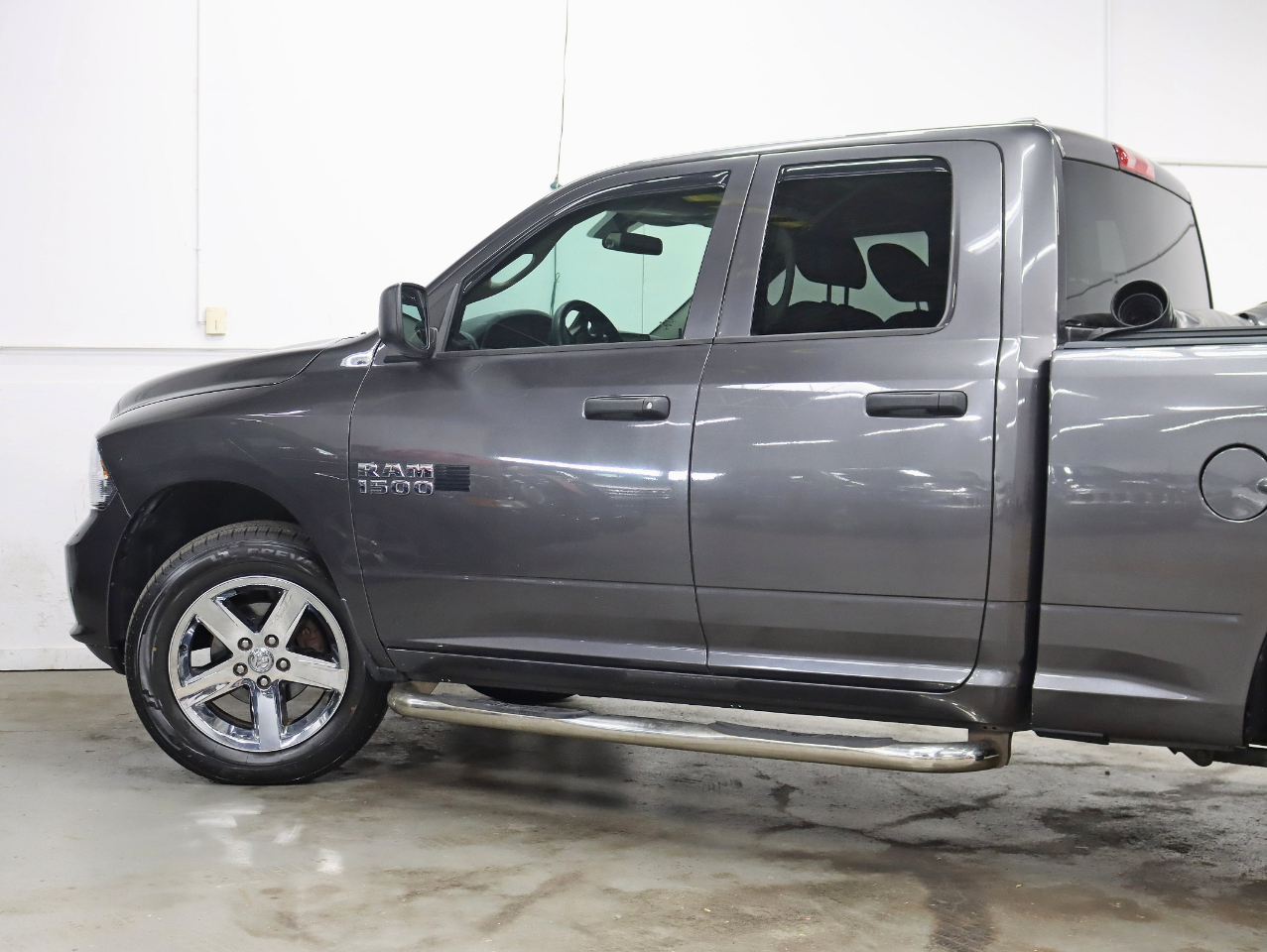 2018 Ram 1500 Express photo 9