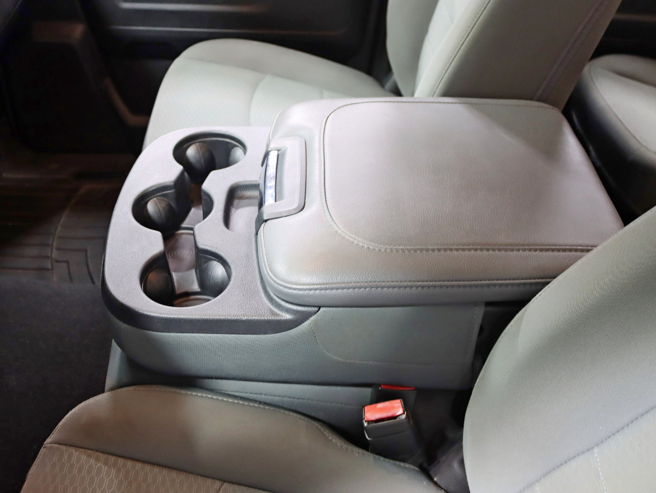 2018 Ram 1500 Express photo 18