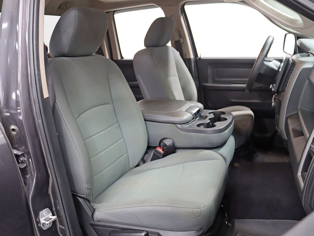 2018 Ram 1500 Express photo 22